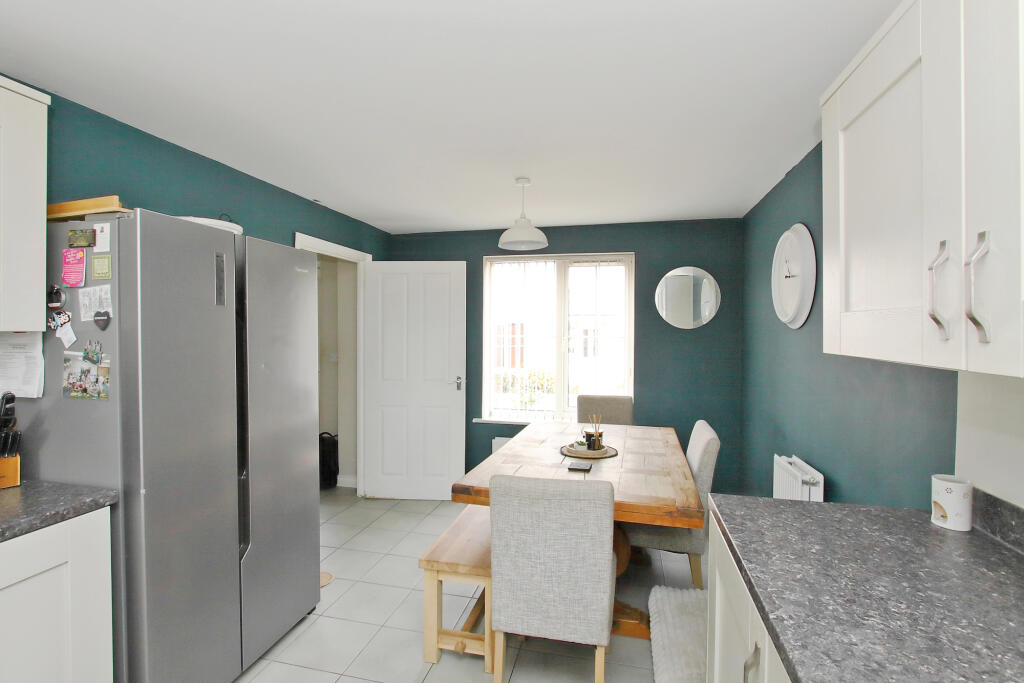 House in Salisbury - View 5