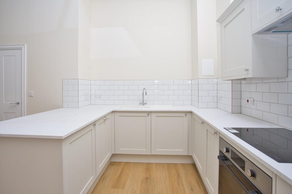 Sandgate Road, Folkestone, Kent, CT20 photo 3