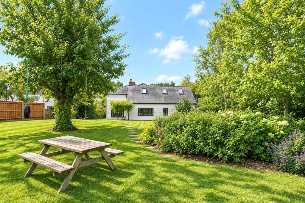 House in Uttlesford, High Easter - View 5