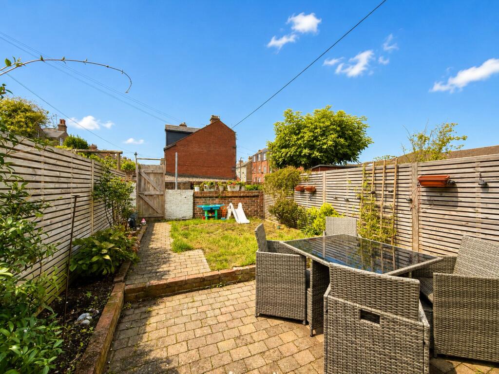 House in Brighton - View 3