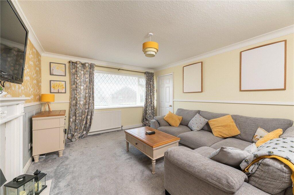 House in Leeds, Middleton - View 4