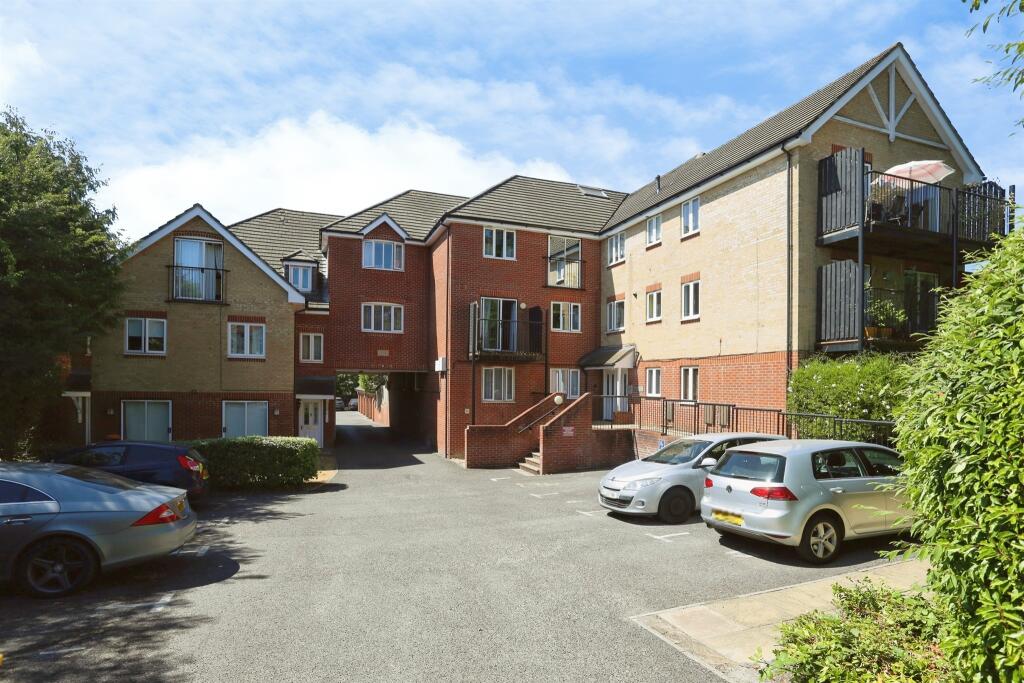 Main image of property: Midanbury Lane, Southampton