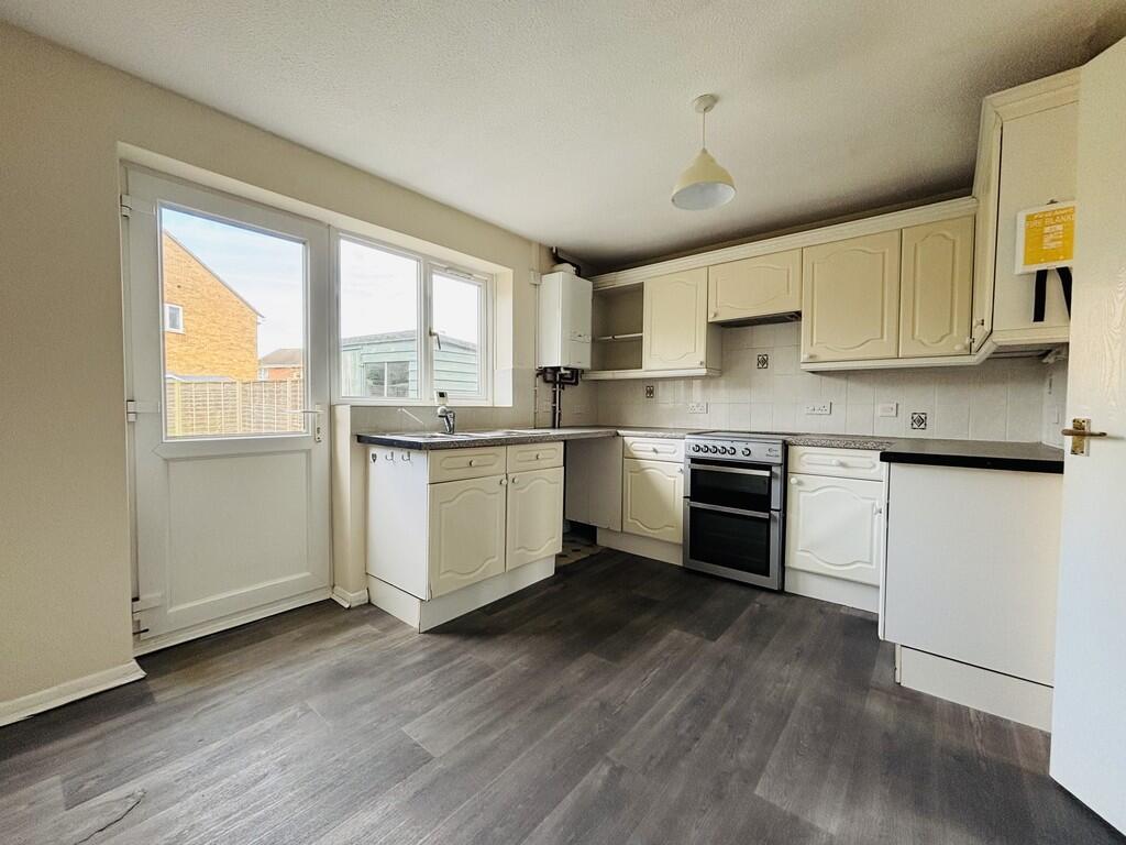Dover Court, Caister-on-sea photo 3