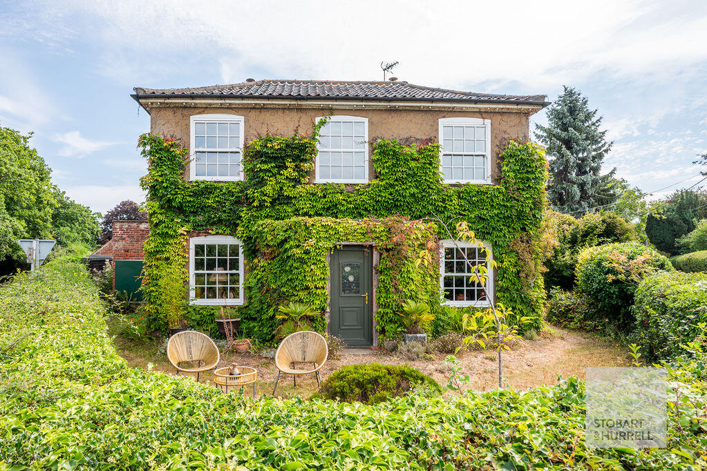 Main image of property: Threehammer Common, Norwich