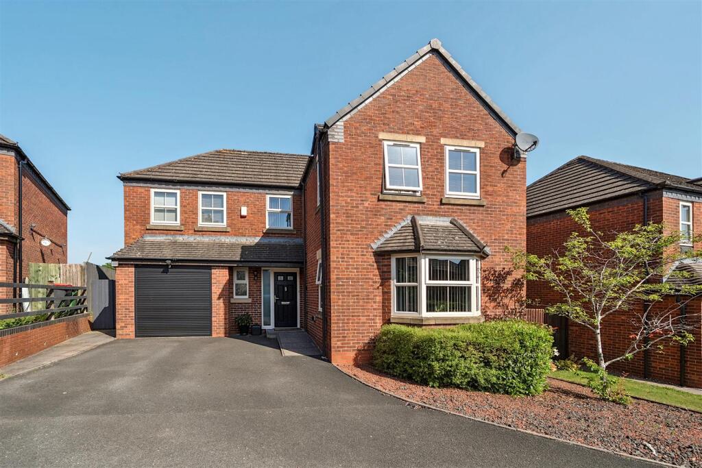 Main image of property: Glendale Gardens, Telford