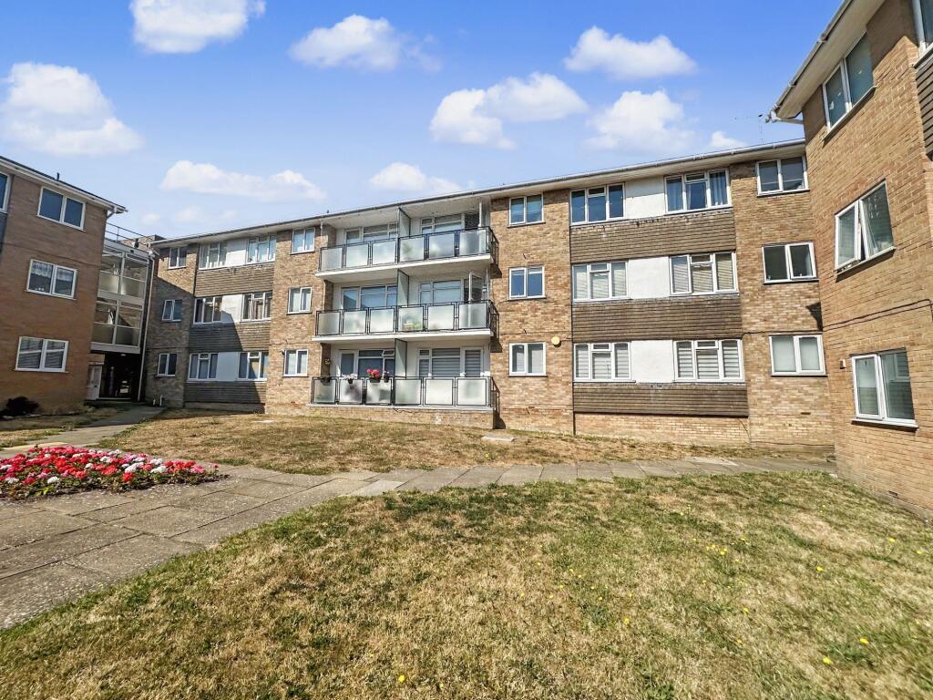 Main image of property: Westbrook, Lustrells Vale, Saltdean, BN2 8EZ