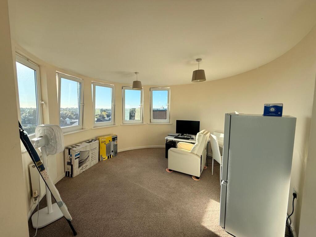 Apartment in London - View 3