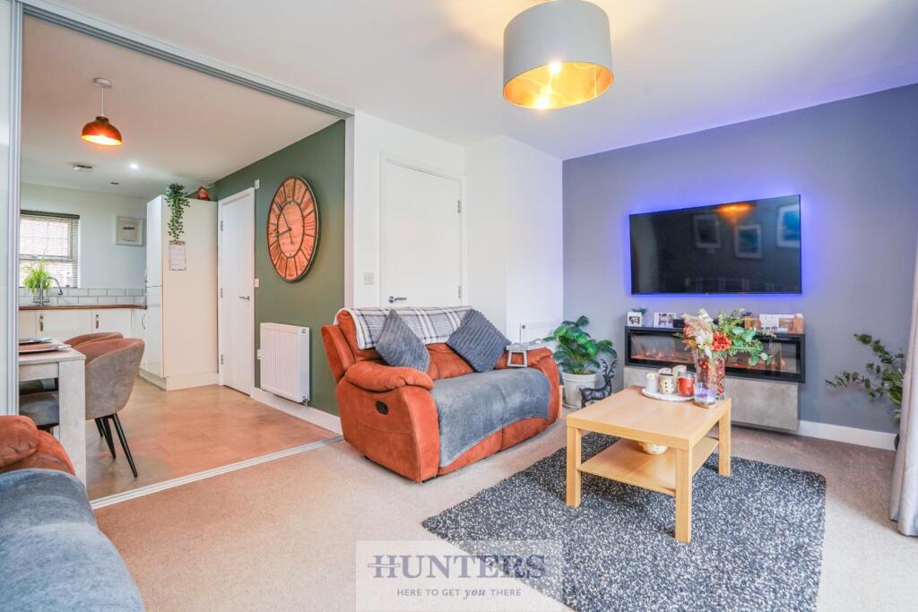 House in Wakefield, Origin, Cutsyke - View 5