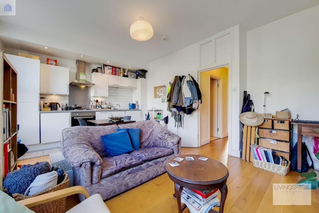 Graham Road, Hackney photo 3