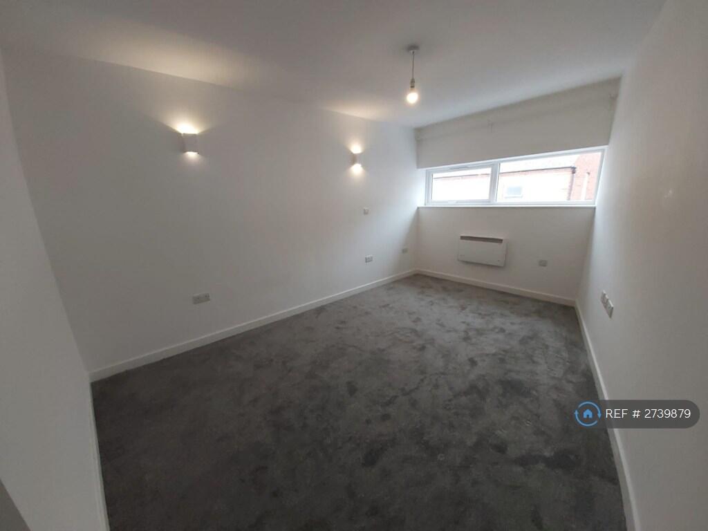 Additional image 12 of Hampton Court, Cradley Heath, B64