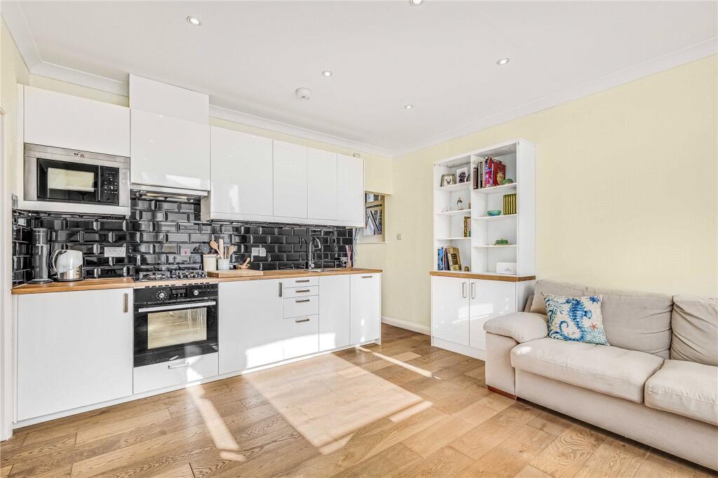 Main image of property: Oxford Road, Putney, London, SW15
