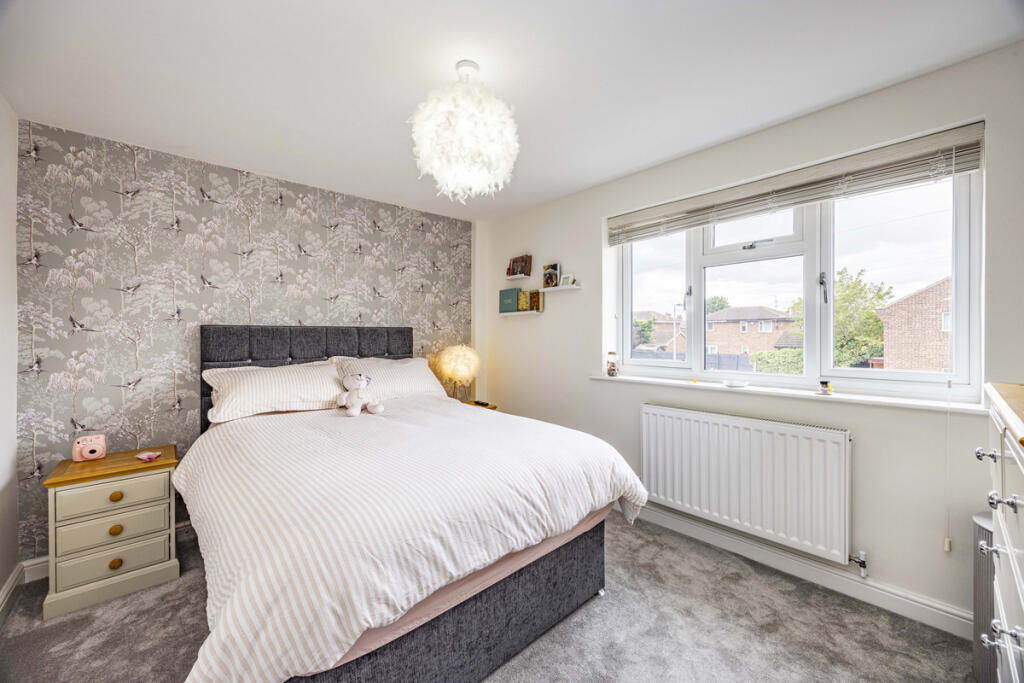 House in Newark and Sherwood, New Balderton, Balderton - More