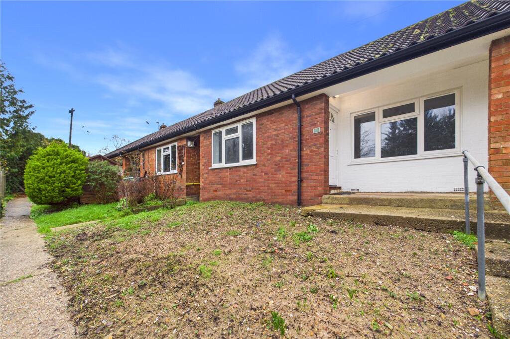 Main image of property: High View, Calcot, Reading, Berkshire, RG31