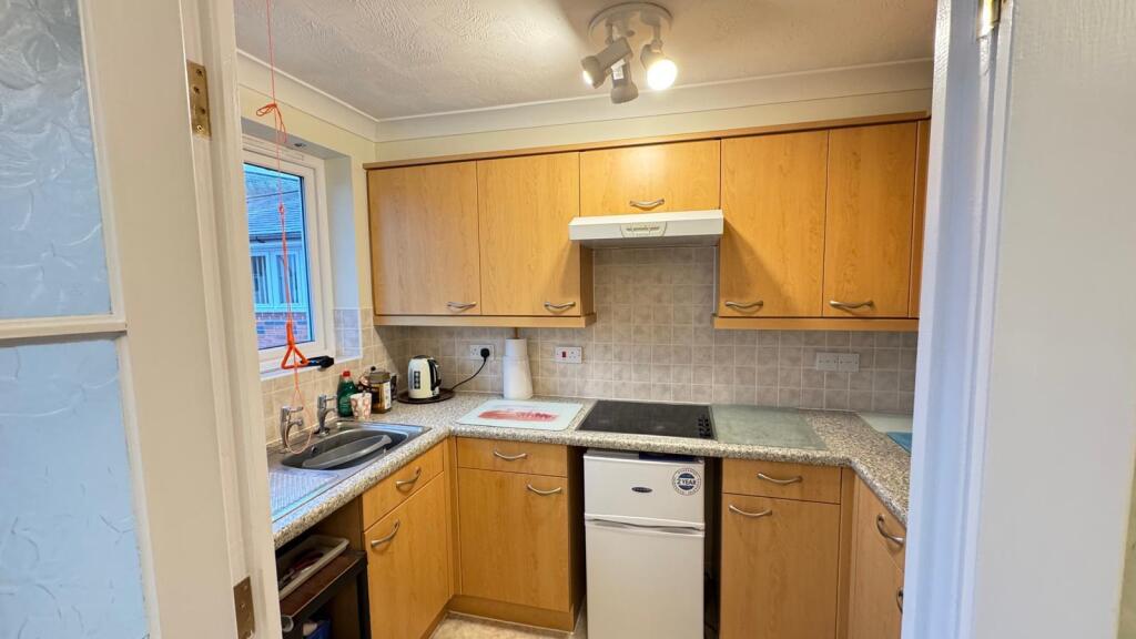 Apartment 46, Hazledine Court, Longden Coleham, Shrewsbury, SY3 7BS photo 3