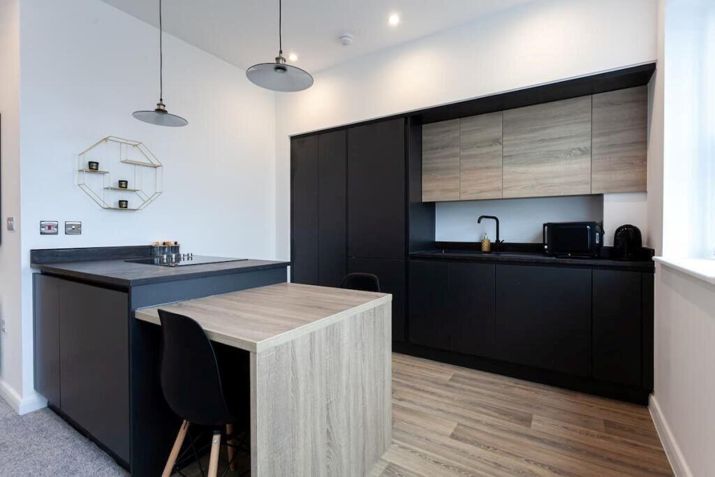 46 Stonecross House, 21-27 Churchgate, Bolton, Lancashire, BL1 1HR - View 5
