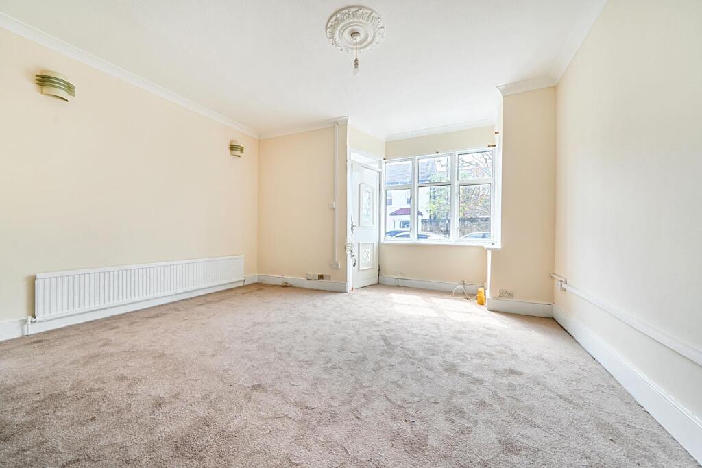 House in London - View 3