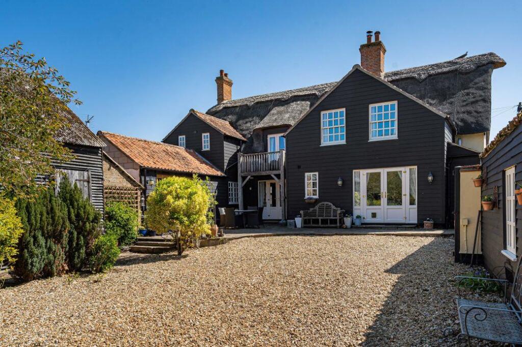 Main image of property: High Street, Haddenham, Ely