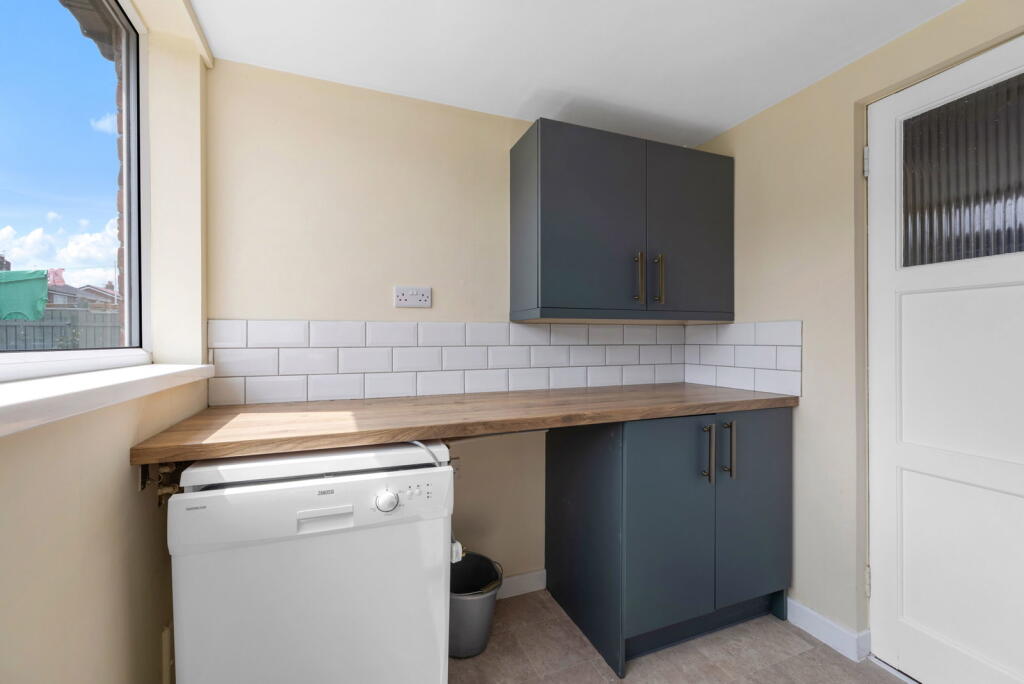 House in Bomarsund, Stakeford, Choppington - More
