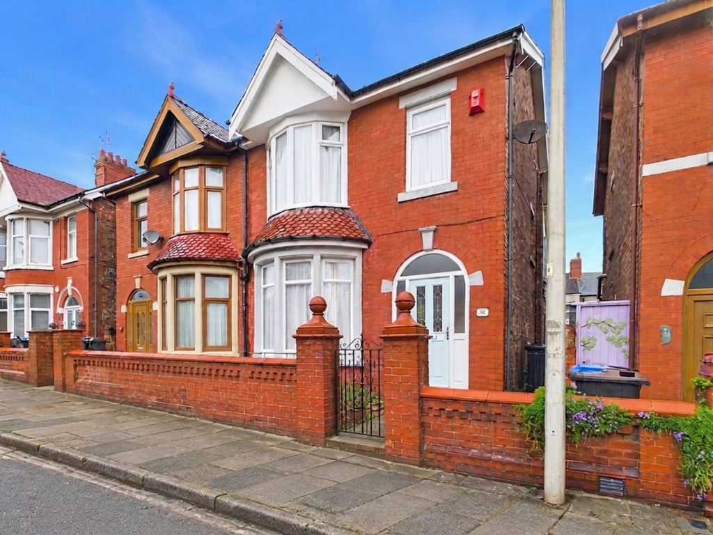 3-bed semi-detached on Gainsborough Road, Blackpool, FY1, £135,000