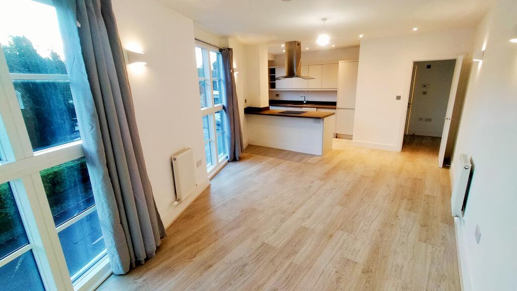 Main image of property: Station Parade, LETCHWORTH GARDEN CITY