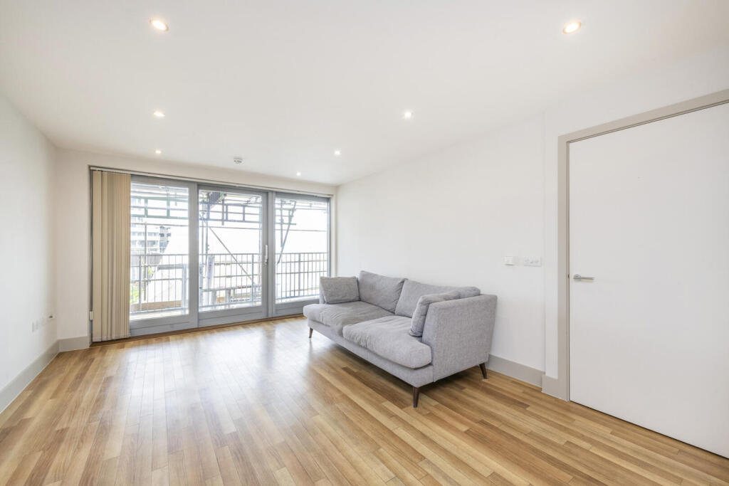 Main image of property: Copperfield Mews, London