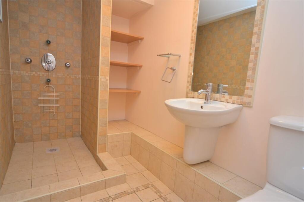 Apartment in Sunderland - View 5