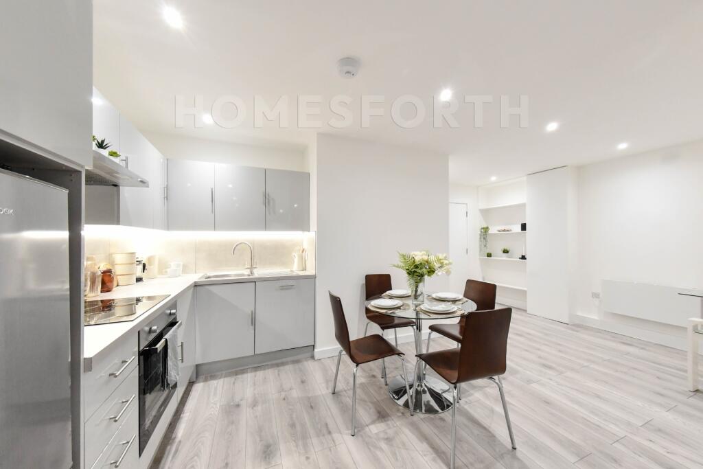 Apartment in London - View 4