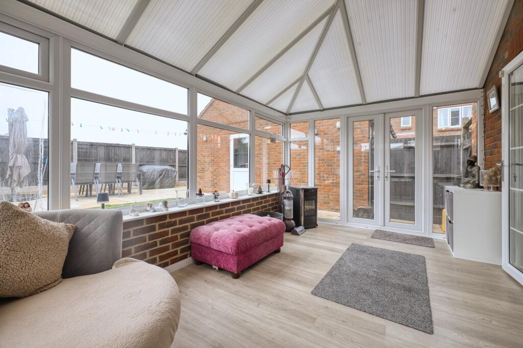 House in Thanet, St. Peter's, Broadstairs and St Peters - View 3