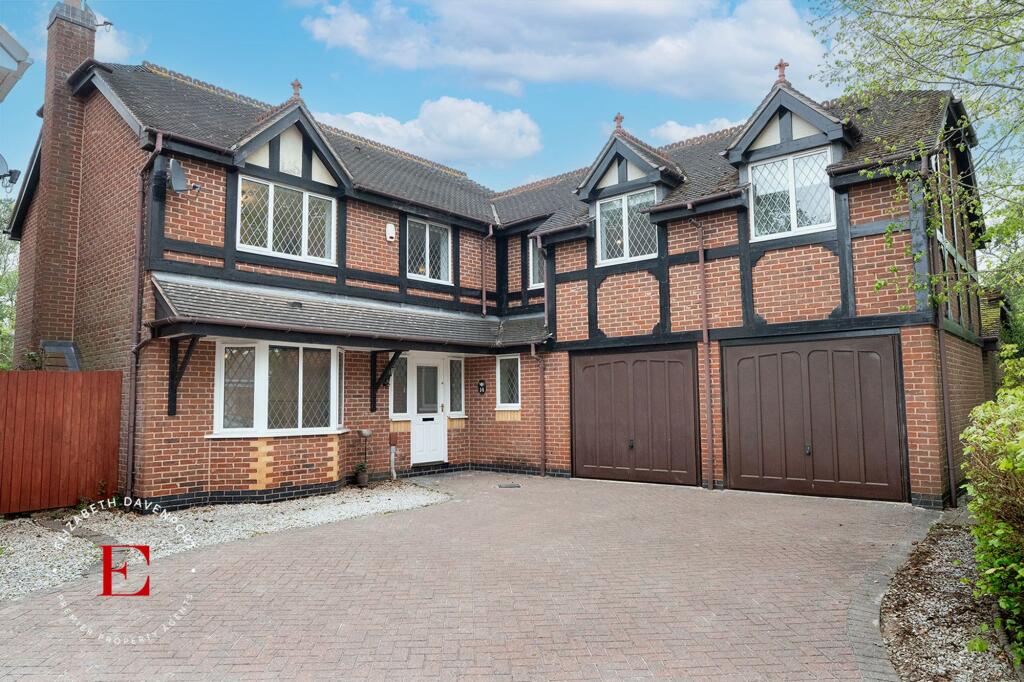 Main image of property: Heath Green Way, Coventry, CV4