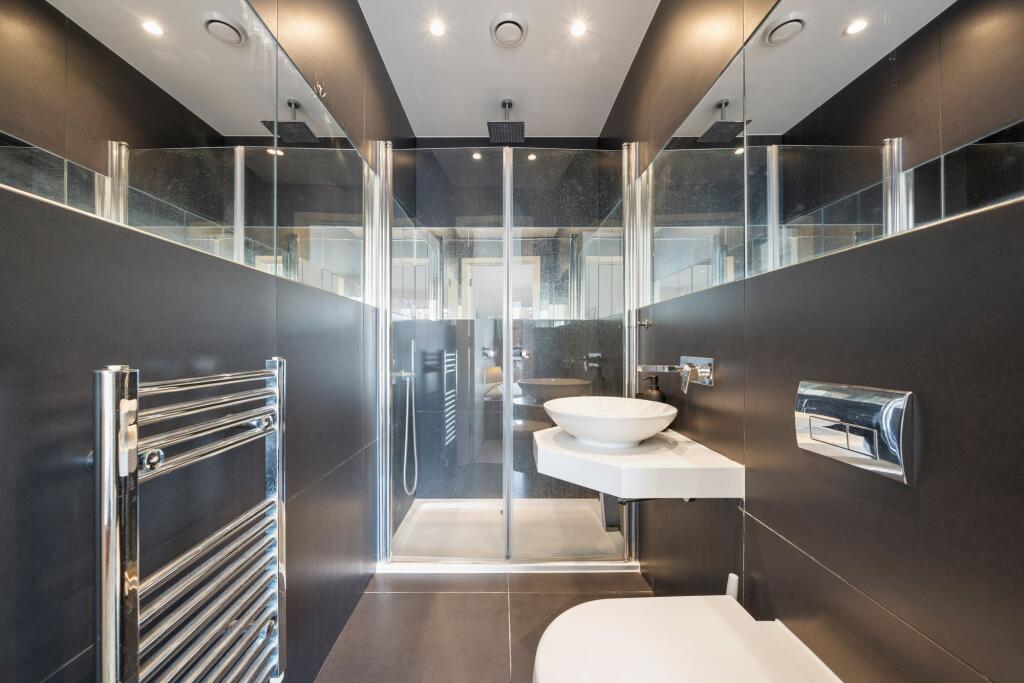 Apartment in London - View 4