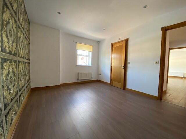 Apartment in Liverpool - View 5