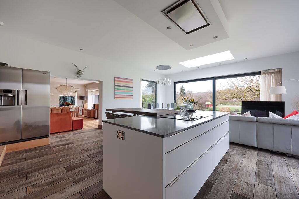 House in Burnley, Padiham - View 4