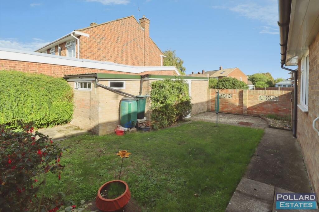 House in Gillingham, Medway - View 3