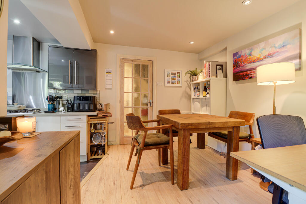 House in Dacorum, Markyate - View 4