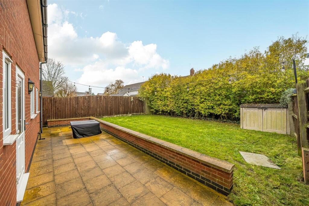 Livingstone Avenue, Long Lawford, Rugby photo 4