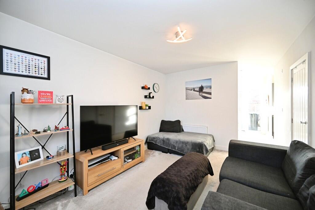 Kerry Hill Drive, Long Lawford, Rugby photo 3