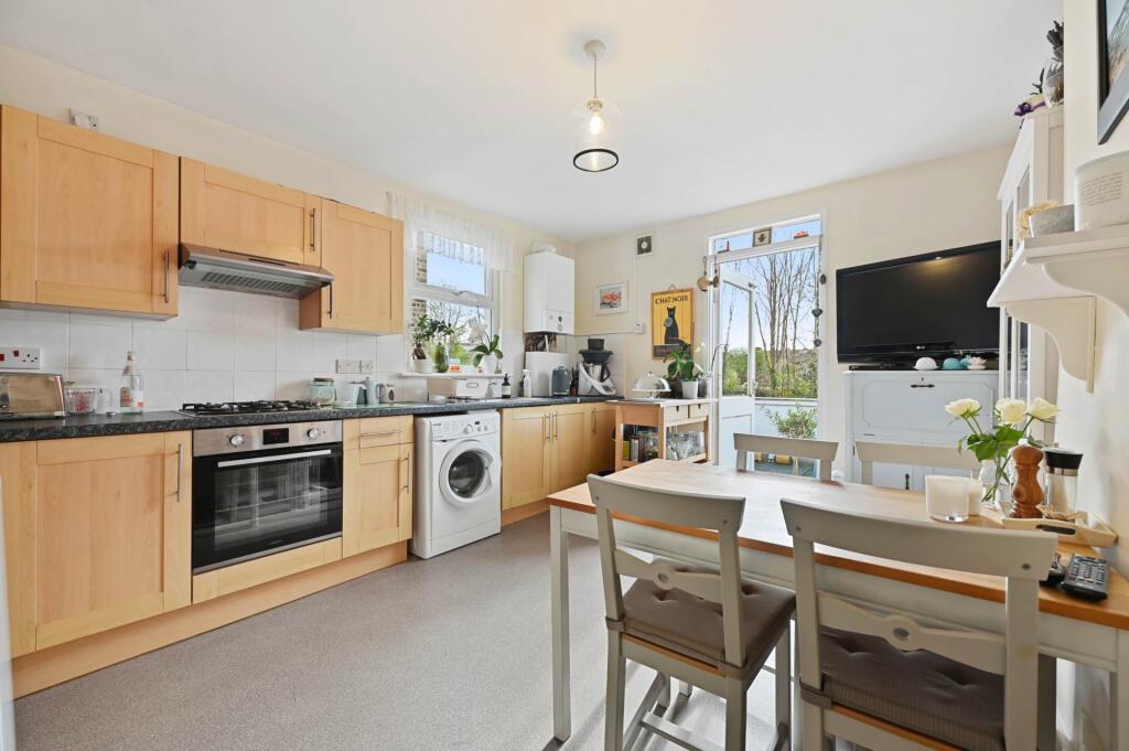 Main image of property: Gleneagle Road, Streatham Common, London, SW16 6AZ
