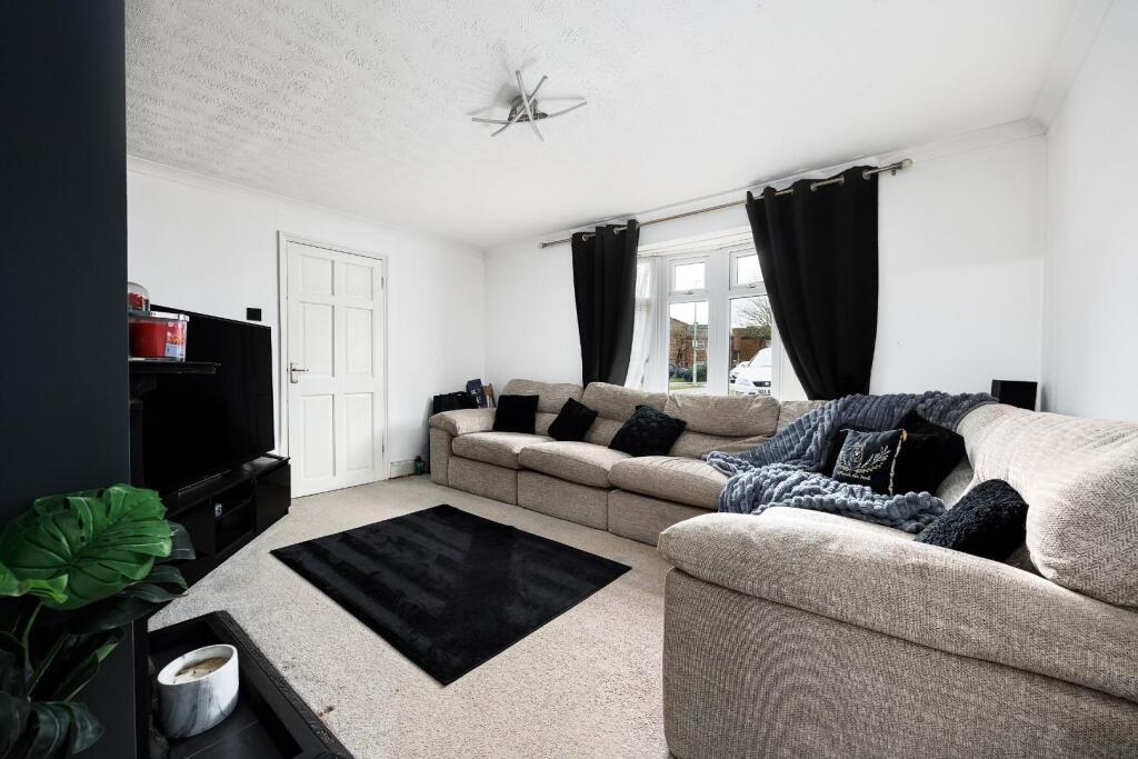 House in West Suffolk, Haverhill - More