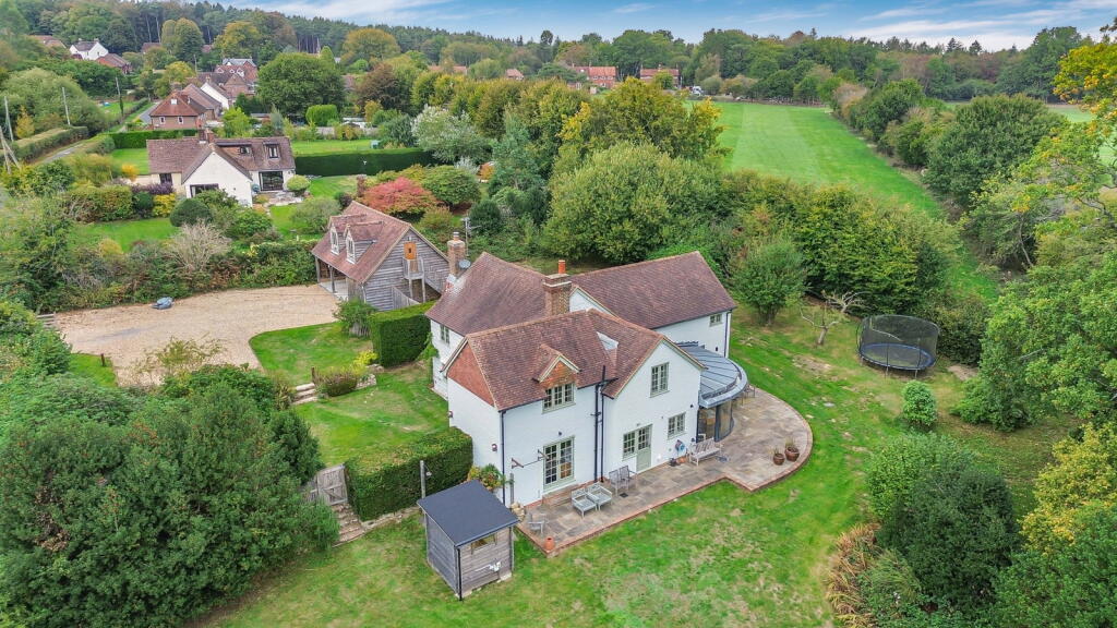 Main image of property: Cottage Farm, Blackhouse Road, Colgate, West Sussex