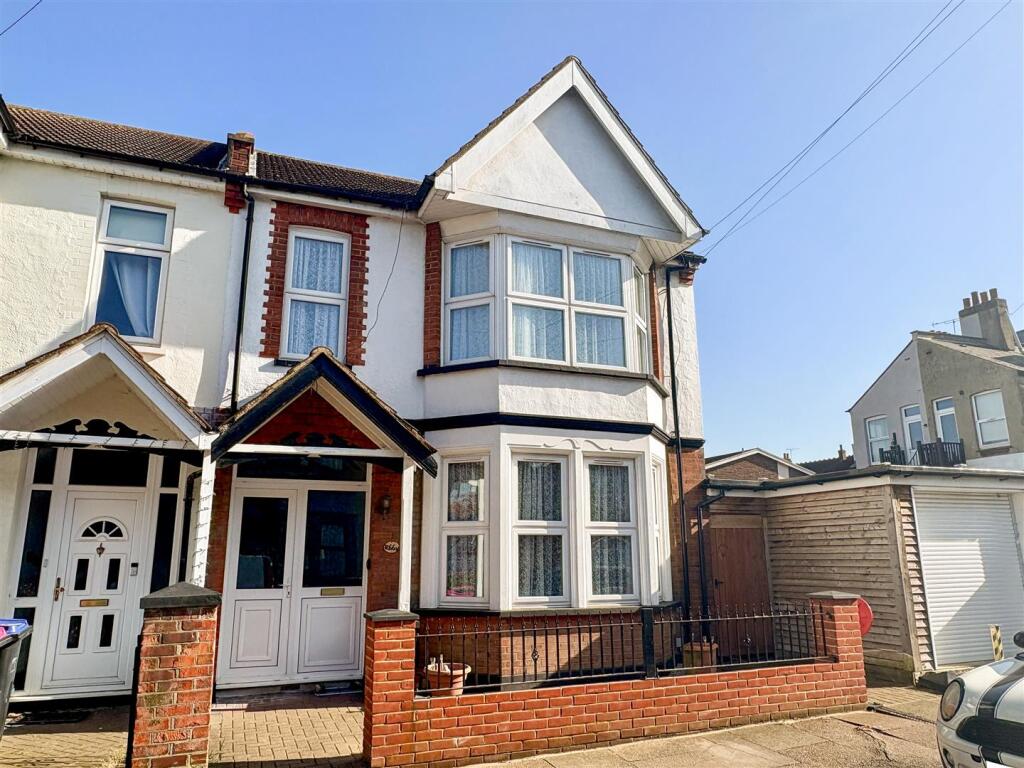 Main image of property: Westcliff Park Drive, Westcliff-On-Sea