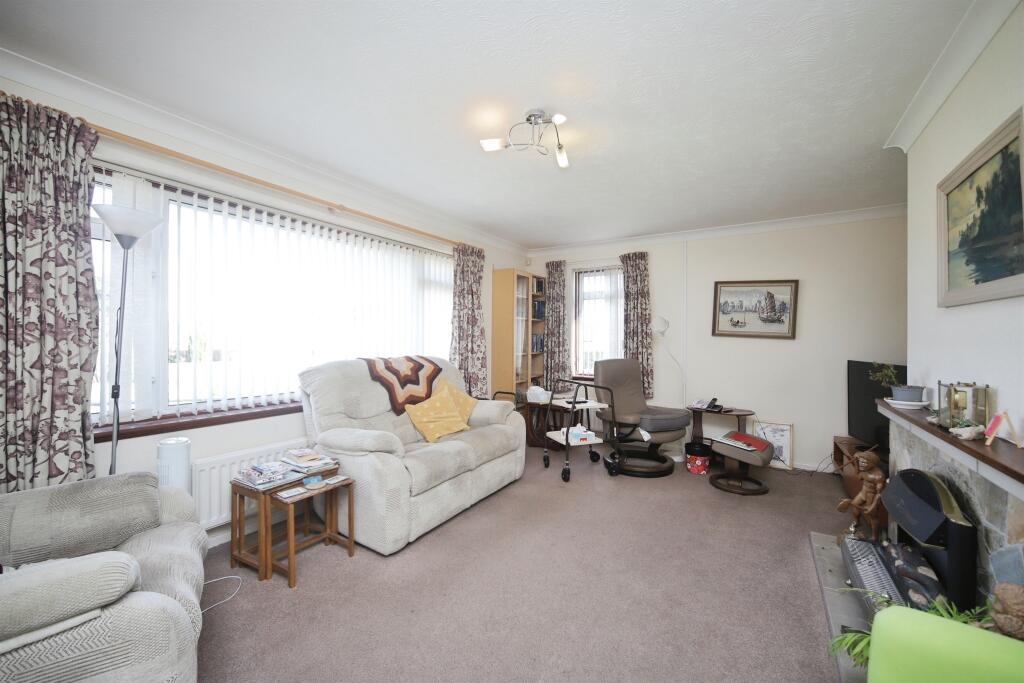 House in Taunton, Comeytrowe - View 5