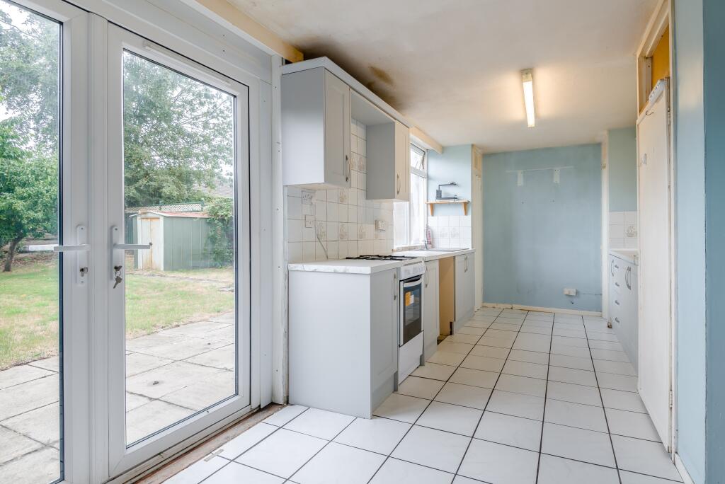 Elm Tree Gardens, Devizes, SN10 photo 2