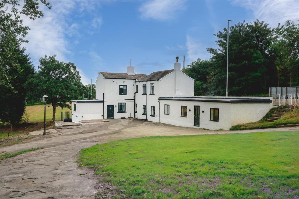 Main image of property: Gelderd Road, Gildersome, Morley, Leeds