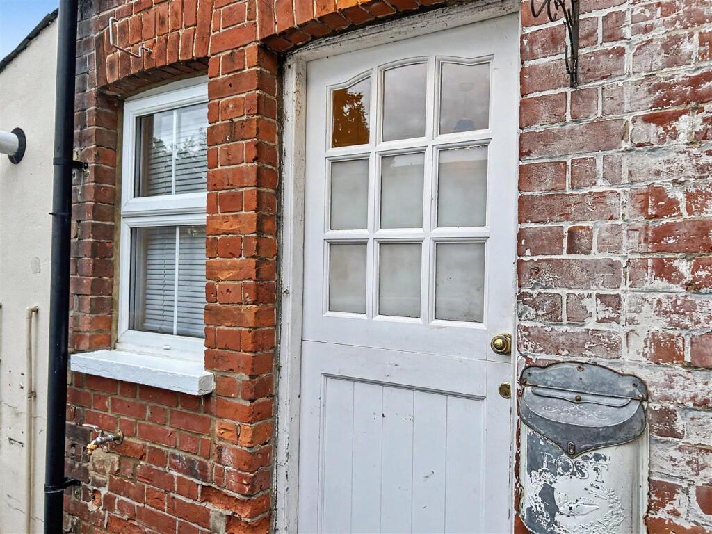 Main image of property: Victoria Street, Braintree