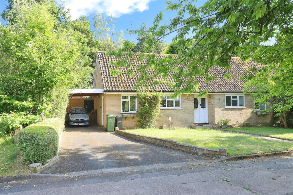 3-bed house on The Crescent, Cookley, Kidderminster, Worcestershire, DY10, £325,000