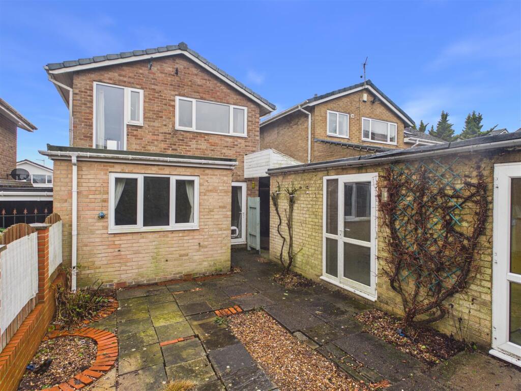 Ravensdale Road, Dronfield Woodhouse photo 4