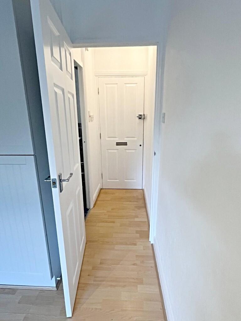 Apartment in Nottingham, Carrington - More