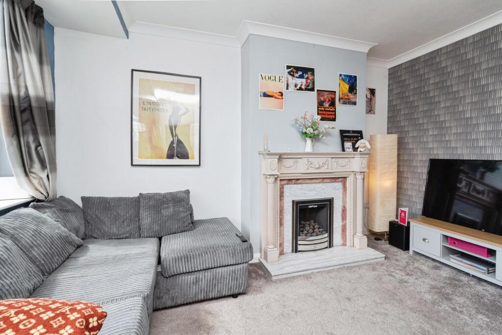 House in Newcastle-under-Lyme, Clayton - View 4