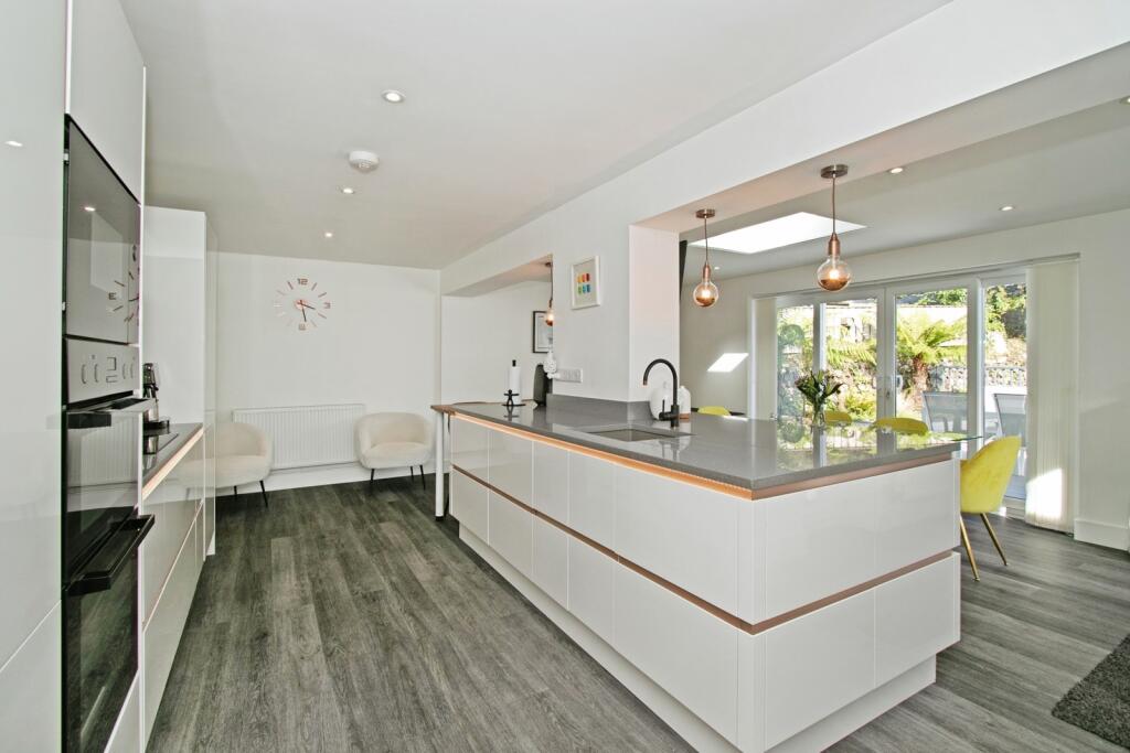 House in Truro, Crowan - View 5