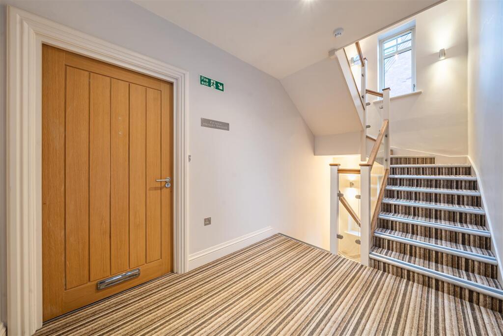 Additional image 12 of Stratford Road, Henley-In-Arden